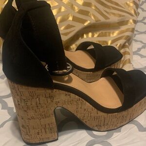 Platform sandals